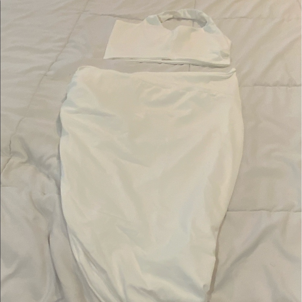 Nib 2 piece top n skirt size s white